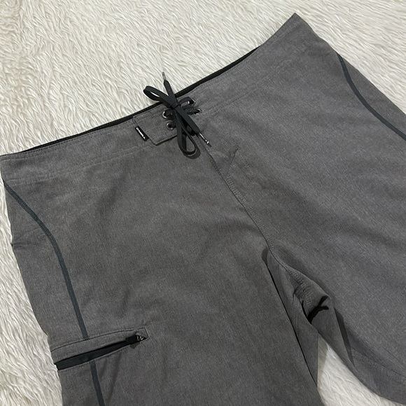 O’Neill hyper freak gray swimming board shorts size 36 - Picture 2 of 6